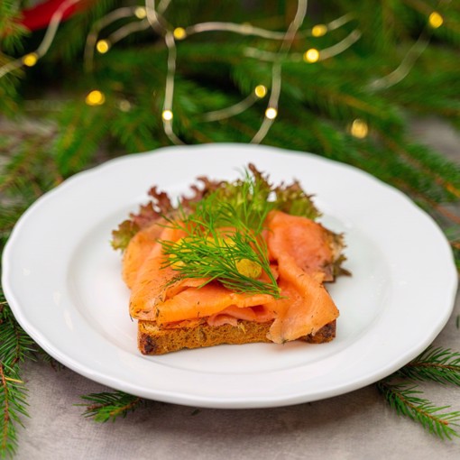 Julesmørbrød med gravet laks