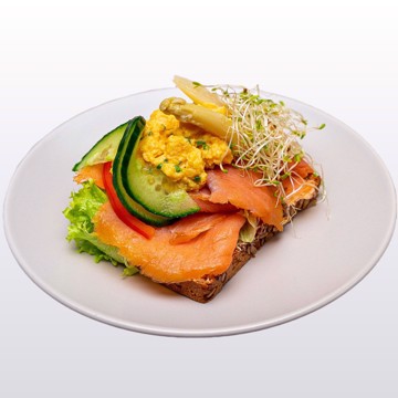 Smørbrød med røkt laks